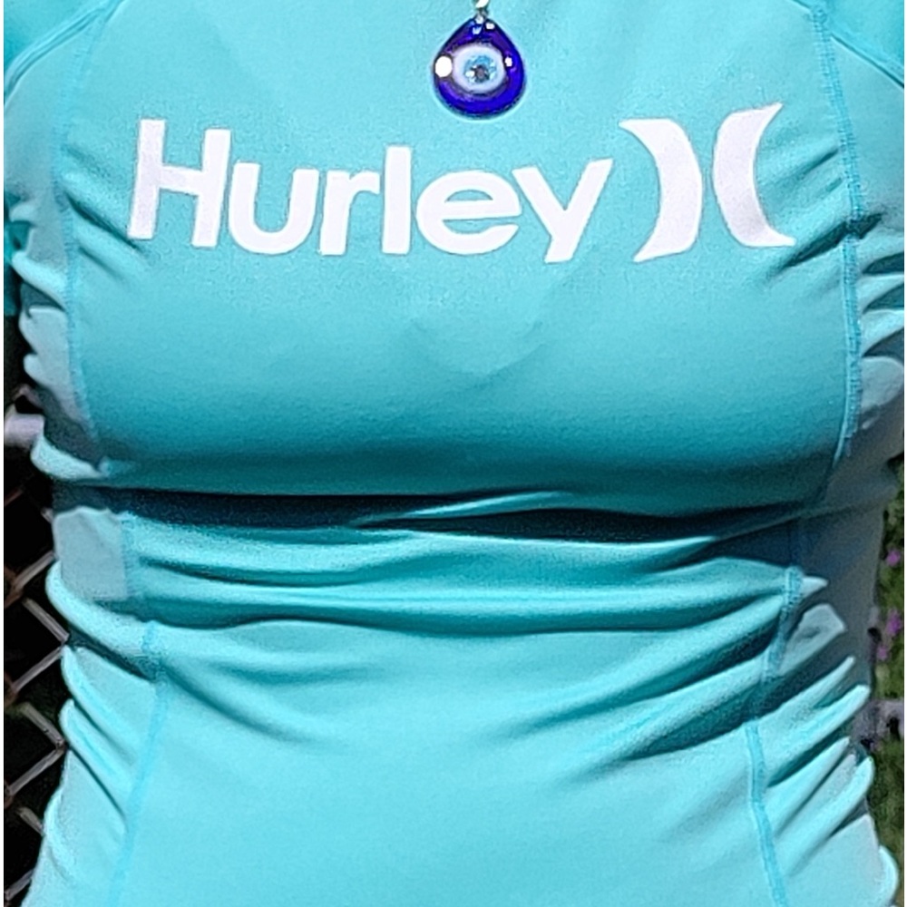 TEAL 🌺⛱️🐚🌈HURLEY RASHGUARD WOMENS SZ.MEDIUM UPF 50